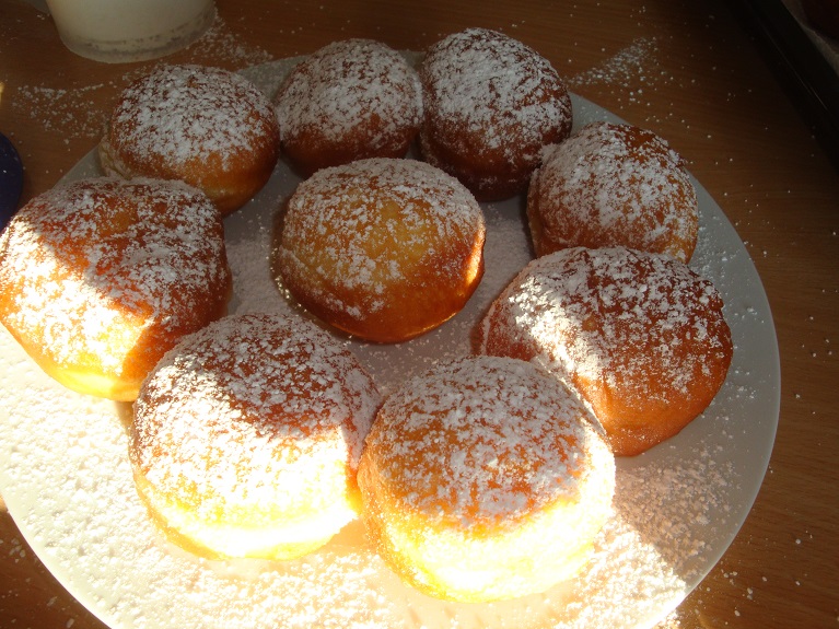 07Feb.Krapfen backen 67