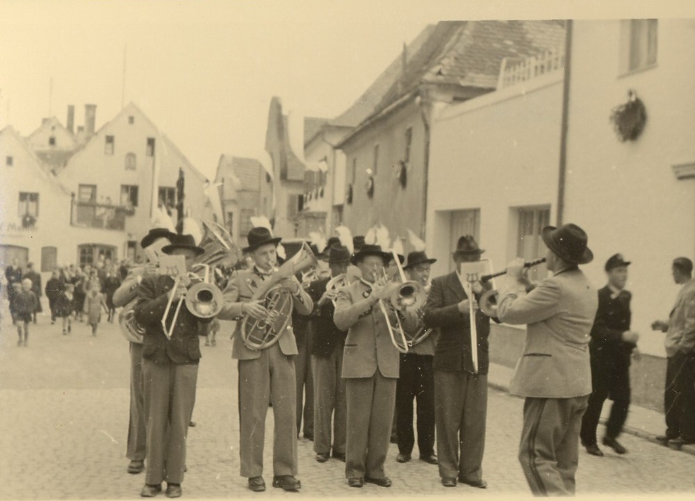 Stadtkapelle mit Kapellmeister Egid Geith im Mai 1952