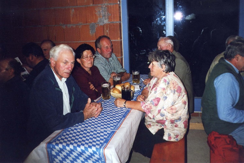 Hebefeier Gemeinschaftshaus 2000