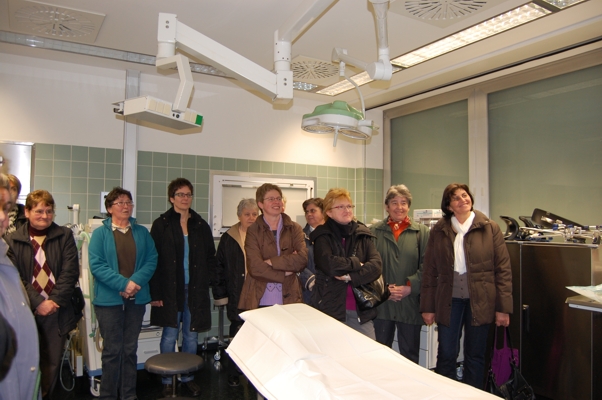 Landfrauen besuchen Klinik Mallersdorf 2010