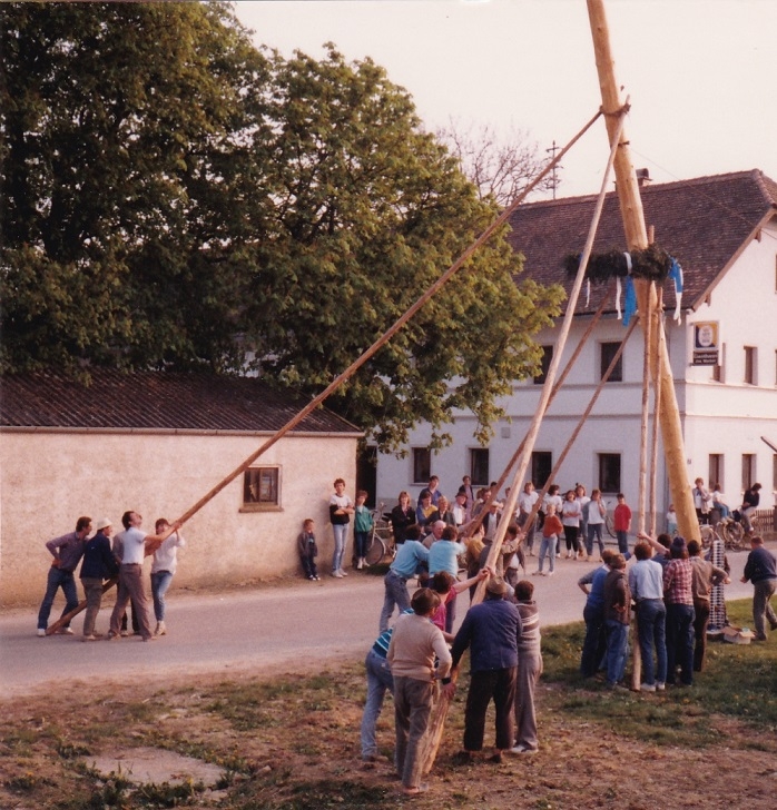 1988 Maibaum 3