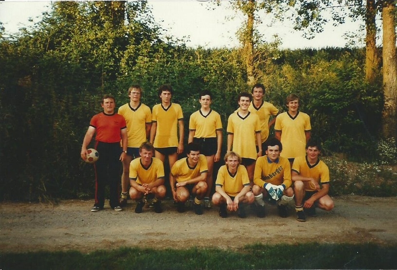 Fußballspiel in Pönning 1983 Landjugend Feuerwehr