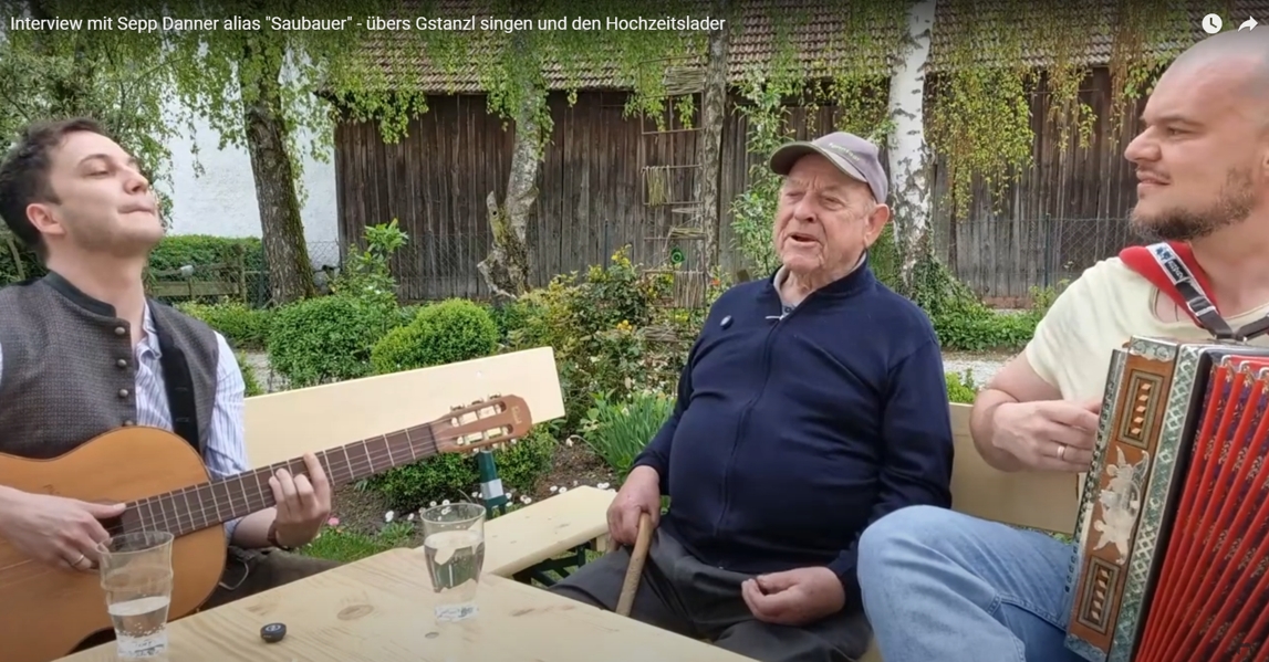 Kini Musi mit Gstanzlsinger Sepp Danner im Mai