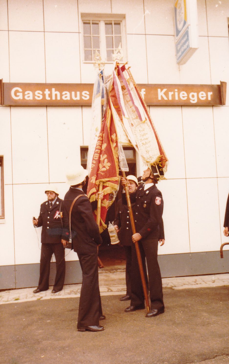 Begrüßung der Fahnenjunker beim Patenbitten in Pönning Krieger